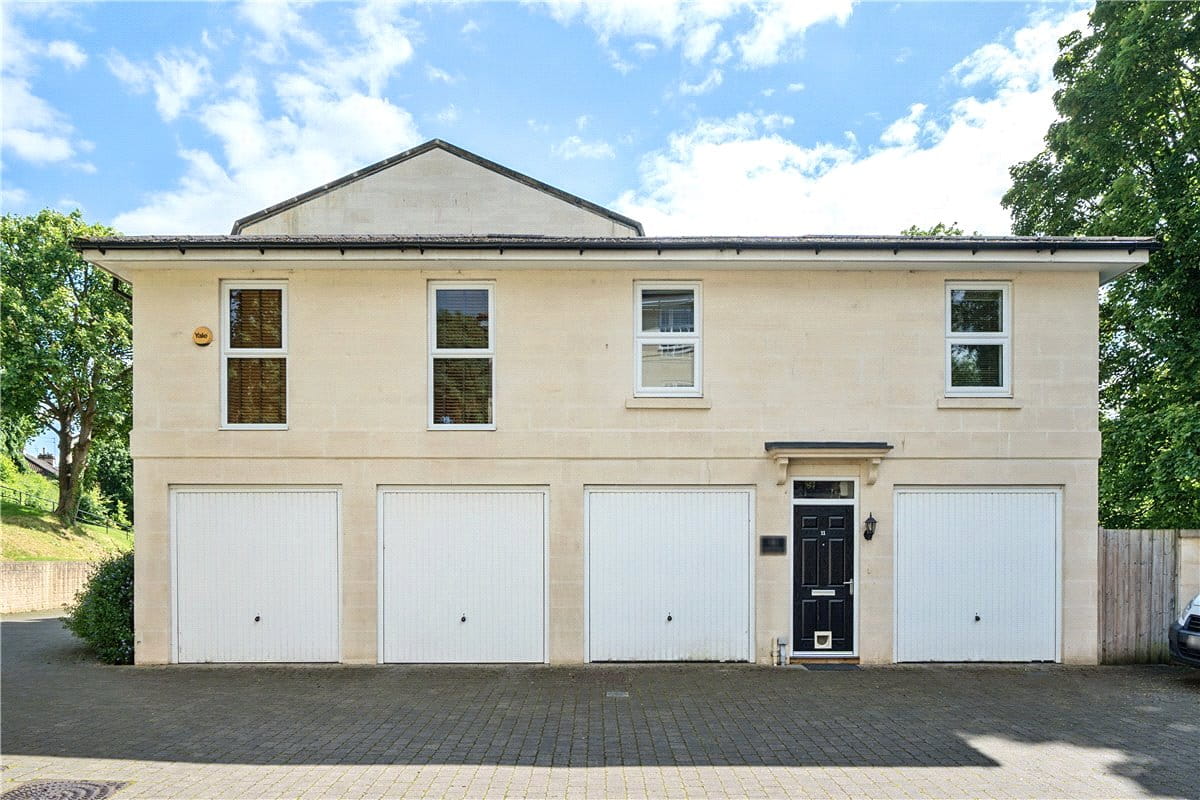 2 bedroom house, Rennie Close, Bath BA2 - Sold STC