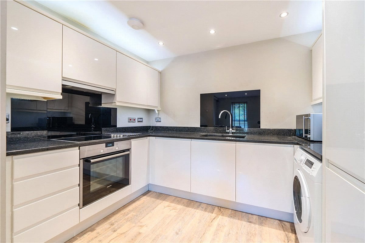 2 bedroom house, Rennie Close, Bath BA2 - Sold STC