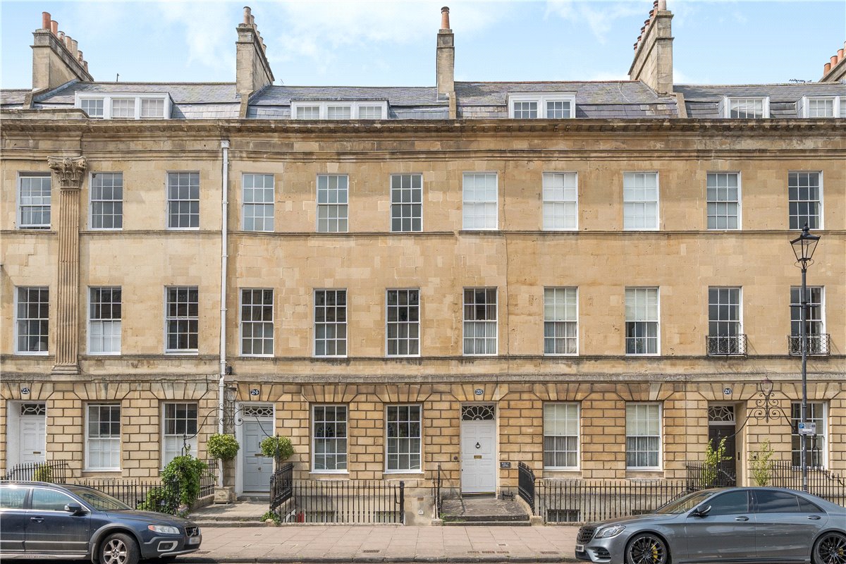 2 bedroom flat, Great Pulteney Street, Bath BA2 - Sold STC