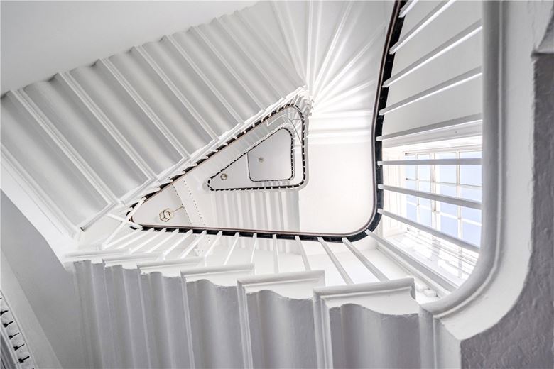 2 bedroom flat, Park Street, Bath BA1 - Available