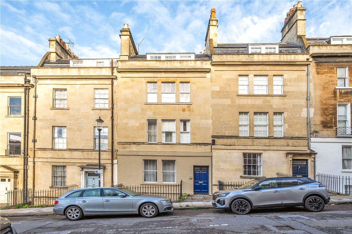 5 bedroom house, Marlborough Street, Bath BA1 - Available
