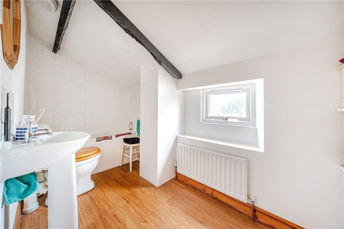 3 bedroom house, North Street, Oldland Common BS30 - Available