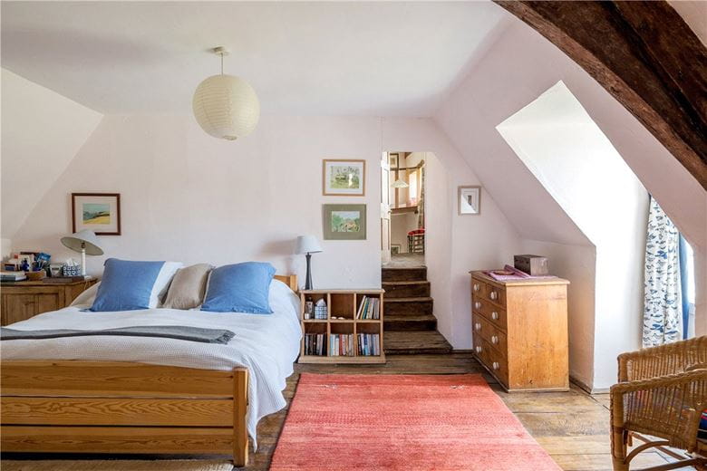 7 bedroom house, Neston, Corsham SN13 - Available