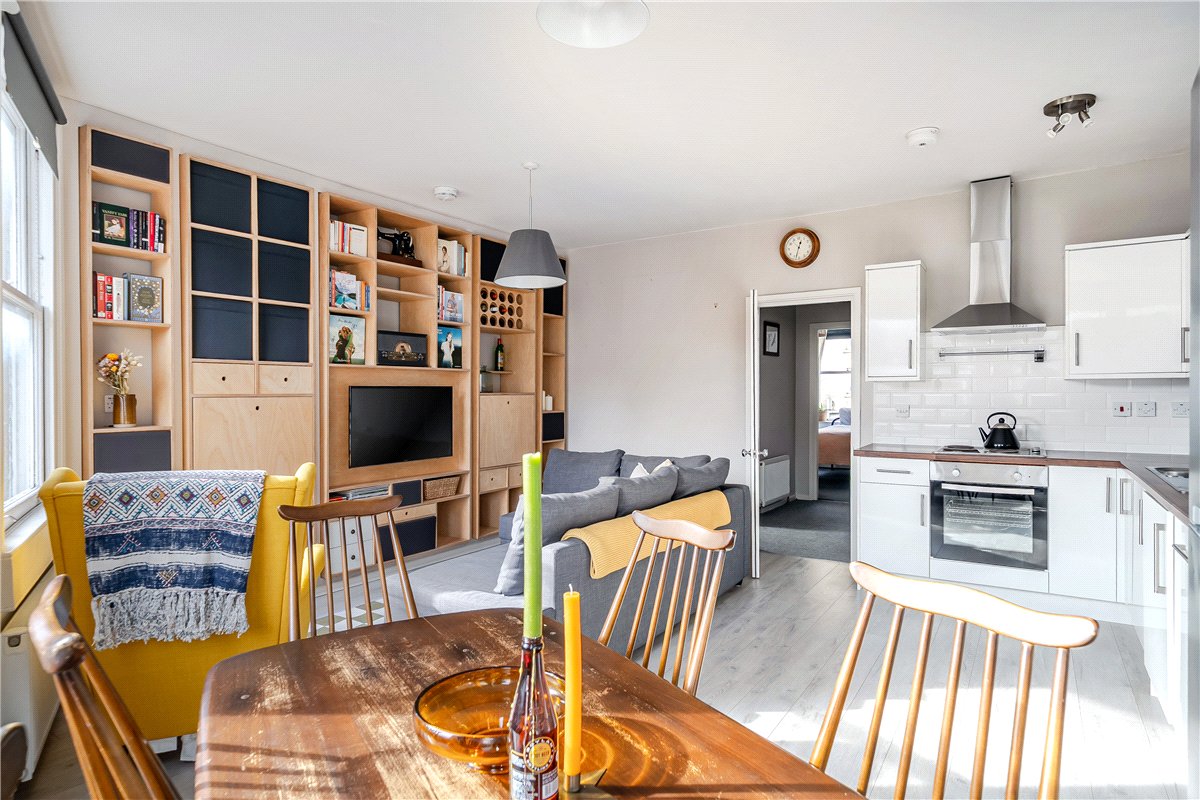 1 bedroom flat, Hay Hill, Bath BA1 - Available