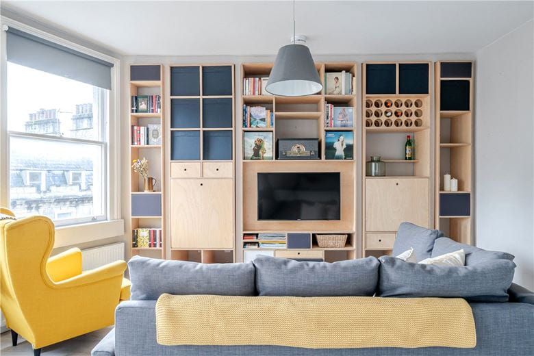 1 bedroom flat, Hay Hill, Bath BA1 - Available