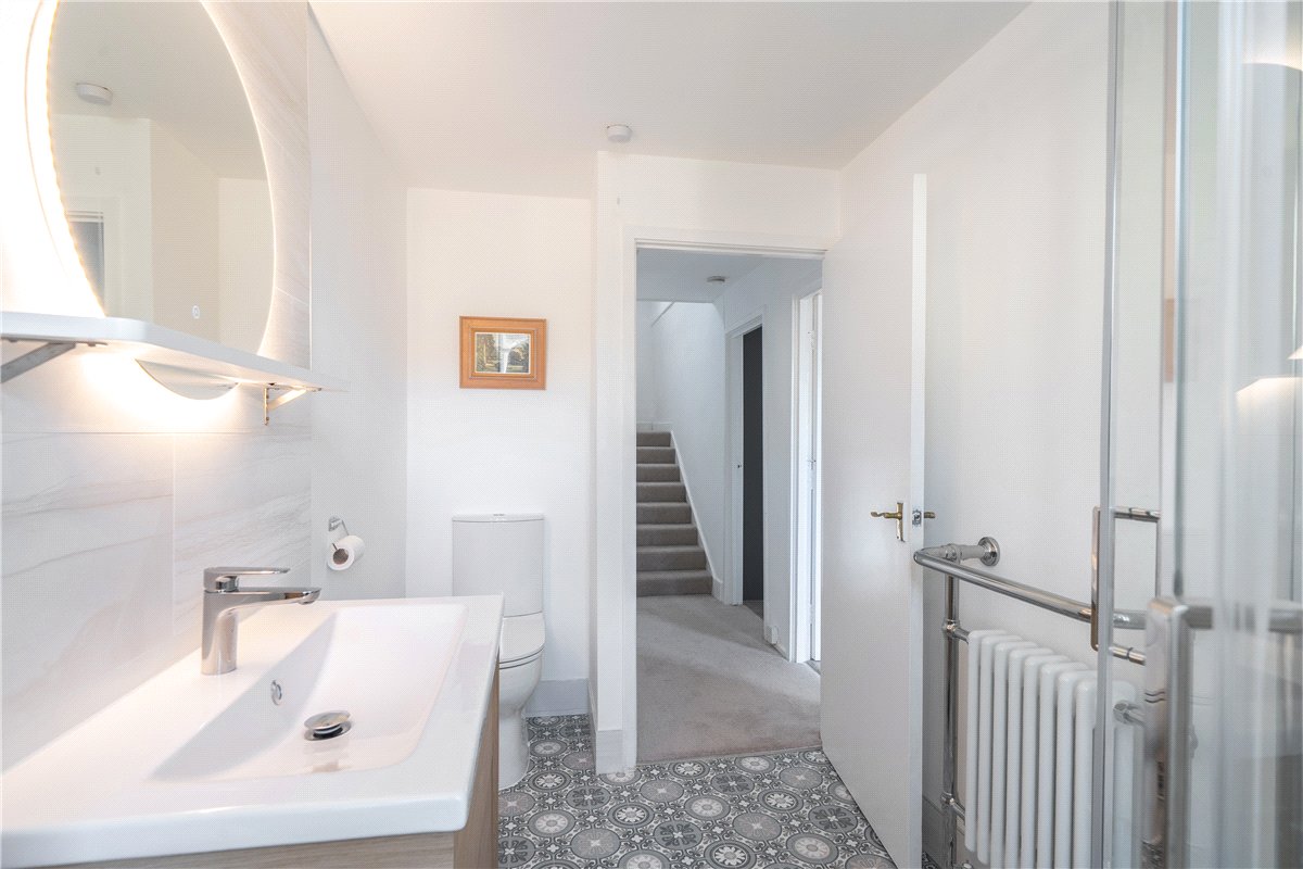 2 bedroom maisonette, Chapel Row, Bath BA1 - Available