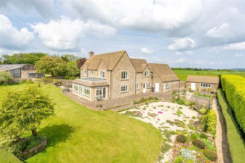 111.7 acres House, Kingscote, Tetbury GL8 - Available