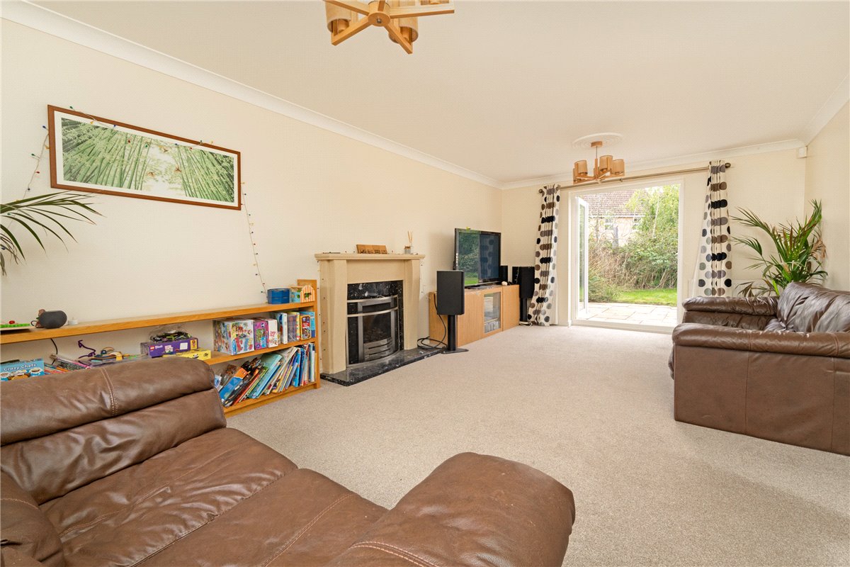 4 bedroom house, Damms Pastures, Highfields Caldecote CB23 - Sold