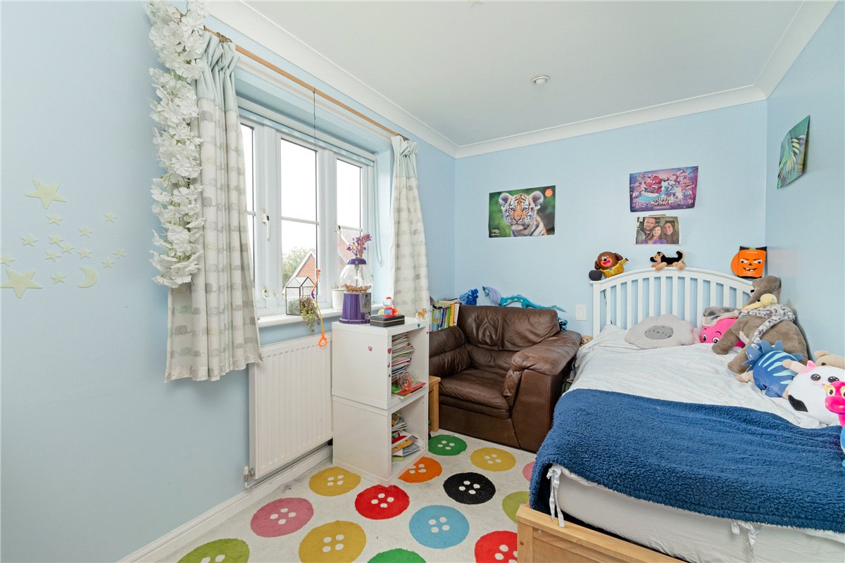 4 bedroom house, Damms Pastures, Highfields Caldecote CB23 - Sold