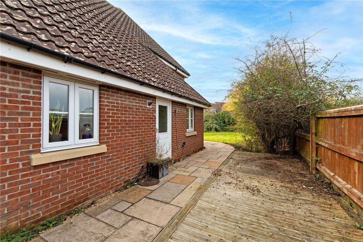4 bedroom house, Damms Pastures, Highfields Caldecote CB23 - Sold