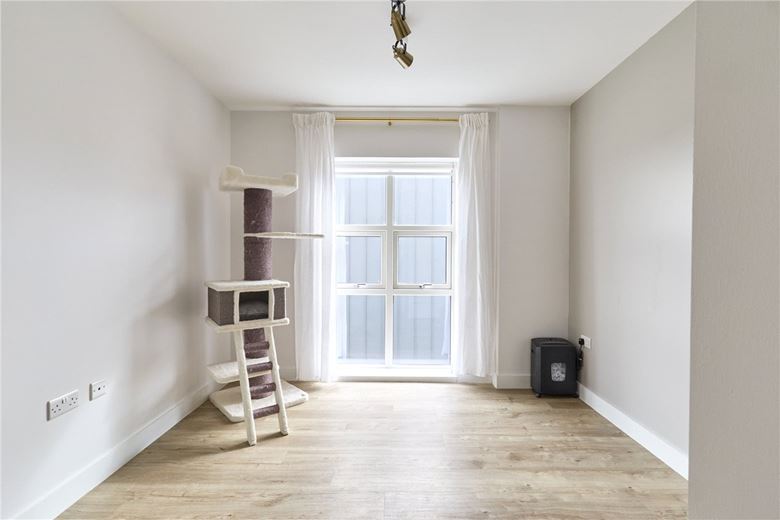 2 bedroom flat, Marleigh Avenue, Cambridge CB5 - Sold STC