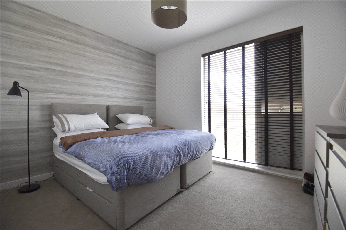 2 bedroom flat, Hawkey Road, Trumpington CB2 - Available