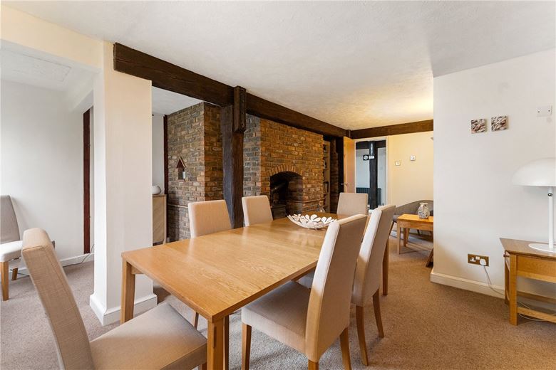 4 bedroom house, Greenford Close, Orwell SG8 - Available