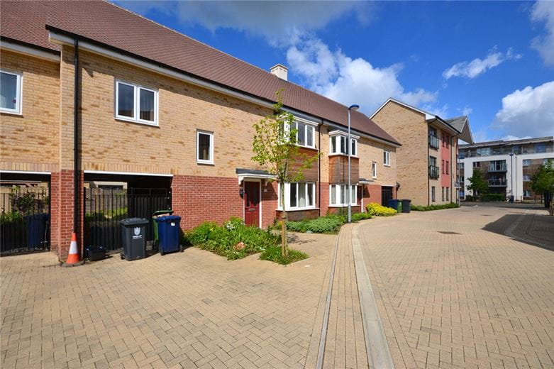 3 bedroom house, Foxglove Way, Cambridge CB4 - Sold STC