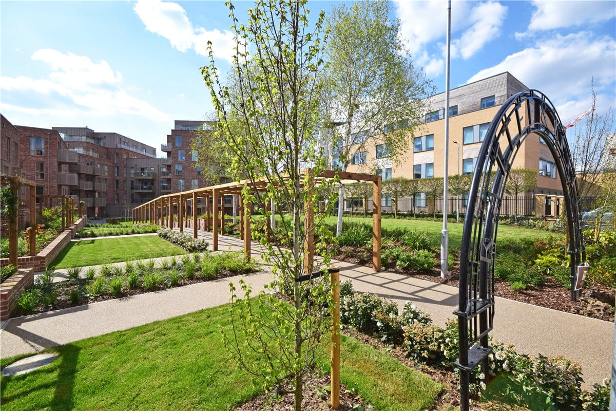 3 bedroom flat, Harrison Drive, Cambridge CB2 - Sold