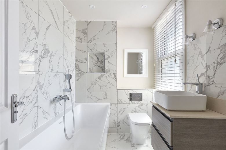 3 bedroom house, Clare Street, Cambridge CB4 - Sold