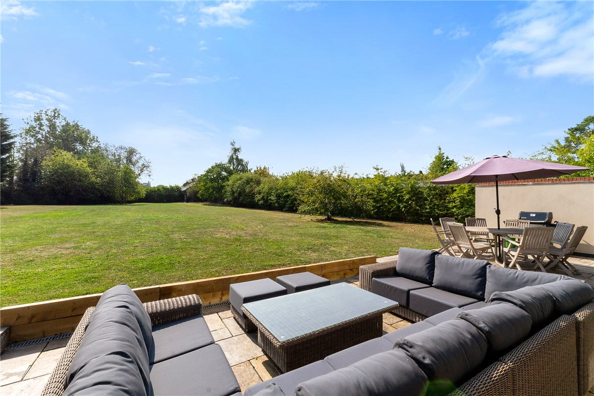 4 bedroom house, Mill Road, Over CB24 - Available