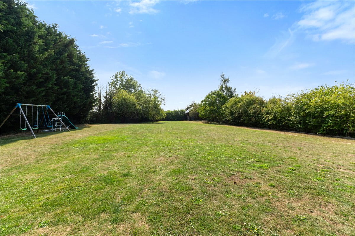 4 bedroom house, Mill Road, Over CB24 - Available