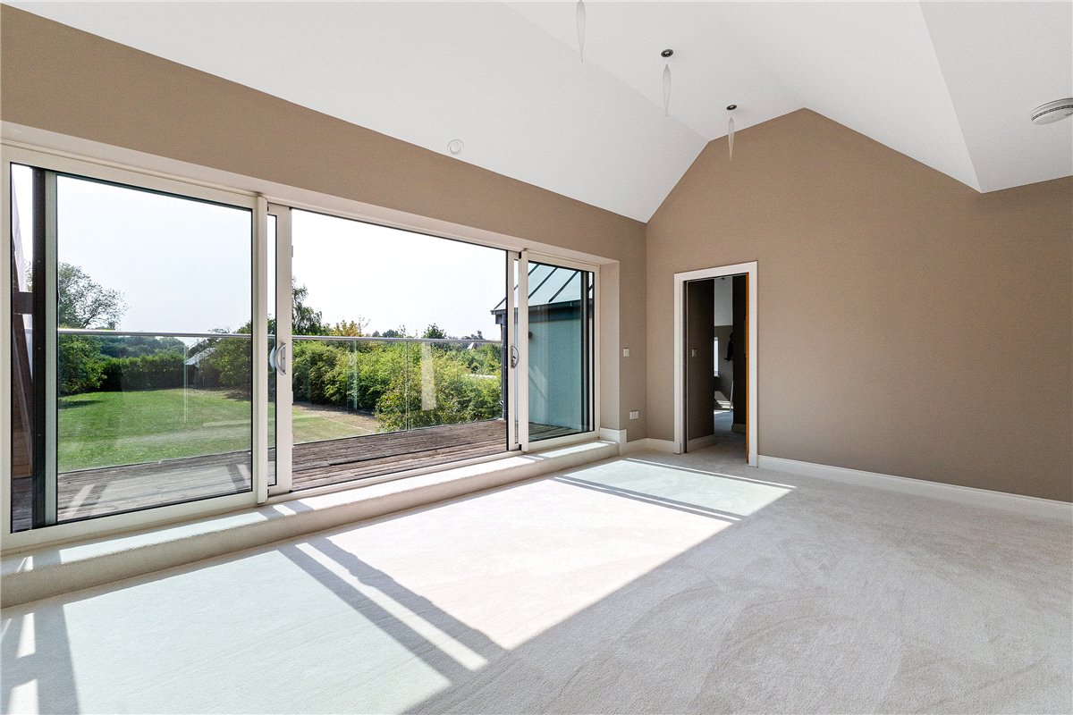 4 bedroom house, Mill Road, Over CB24 - Available