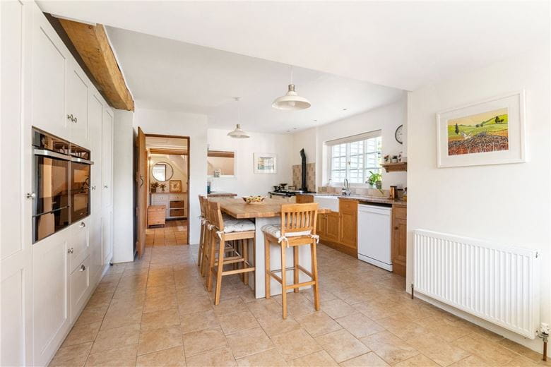 5 bedroom house, Lowfields, Little Eversden CB23 - Available