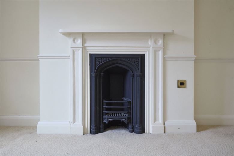 2 bedroom flat, Felbrigge House, 39 Hills Road CB2 - Sold