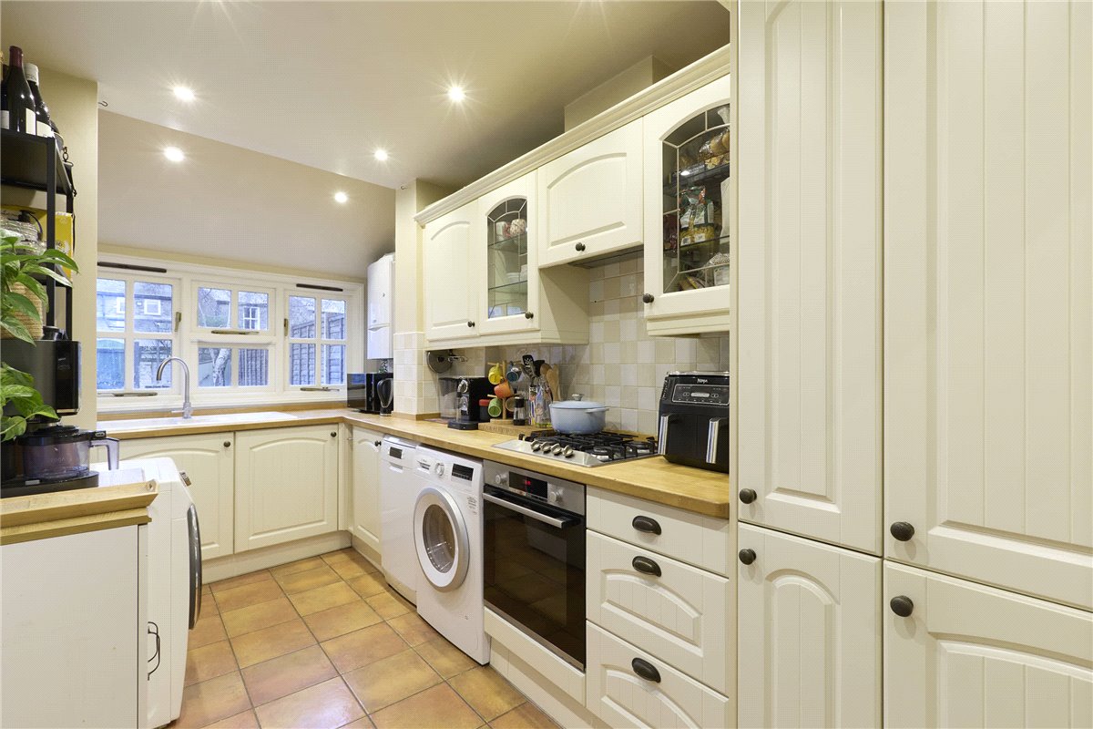 3 bedroom house, Mawson Road, Cambridge CB1 - Sold