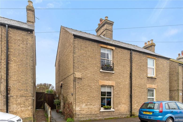 2 bedroom house, Selwyn Road, Cambridge CB3 - Available