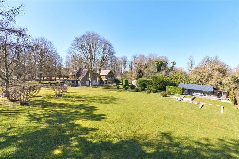 5 bedroom house, Centre Drive, Newmarket CB8 - Sold STC