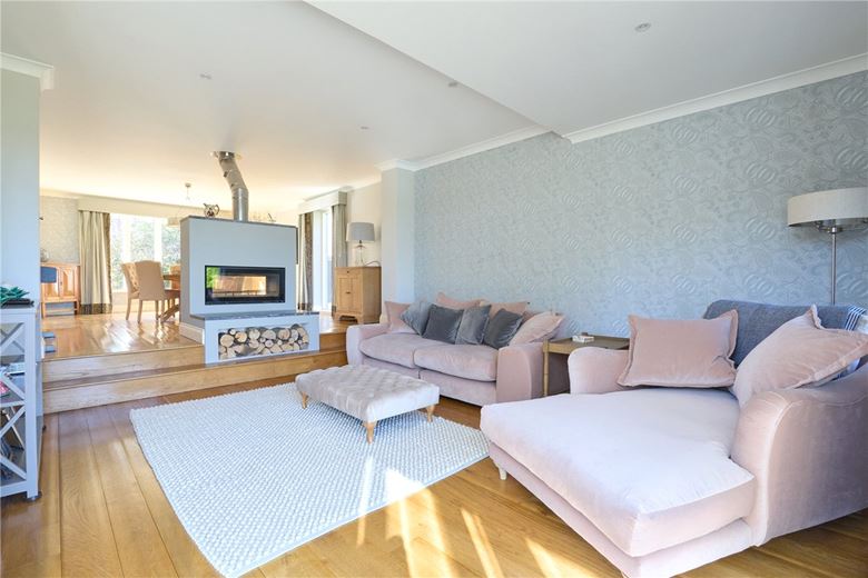 5 bedroom house, Centre Drive, Newmarket CB8 - Sold STC