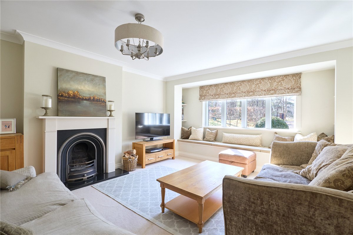 5 bedroom house, Centre Drive, Newmarket CB8 - Sold STC