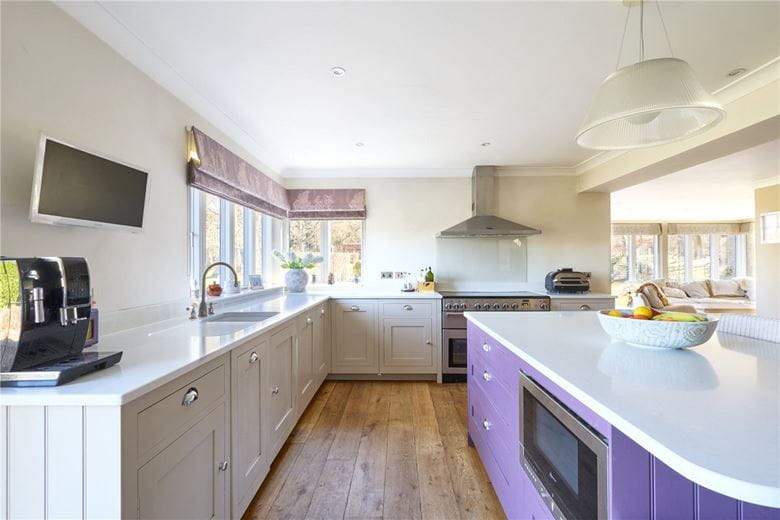 5 bedroom house, Centre Drive, Newmarket CB8 - Sold STC