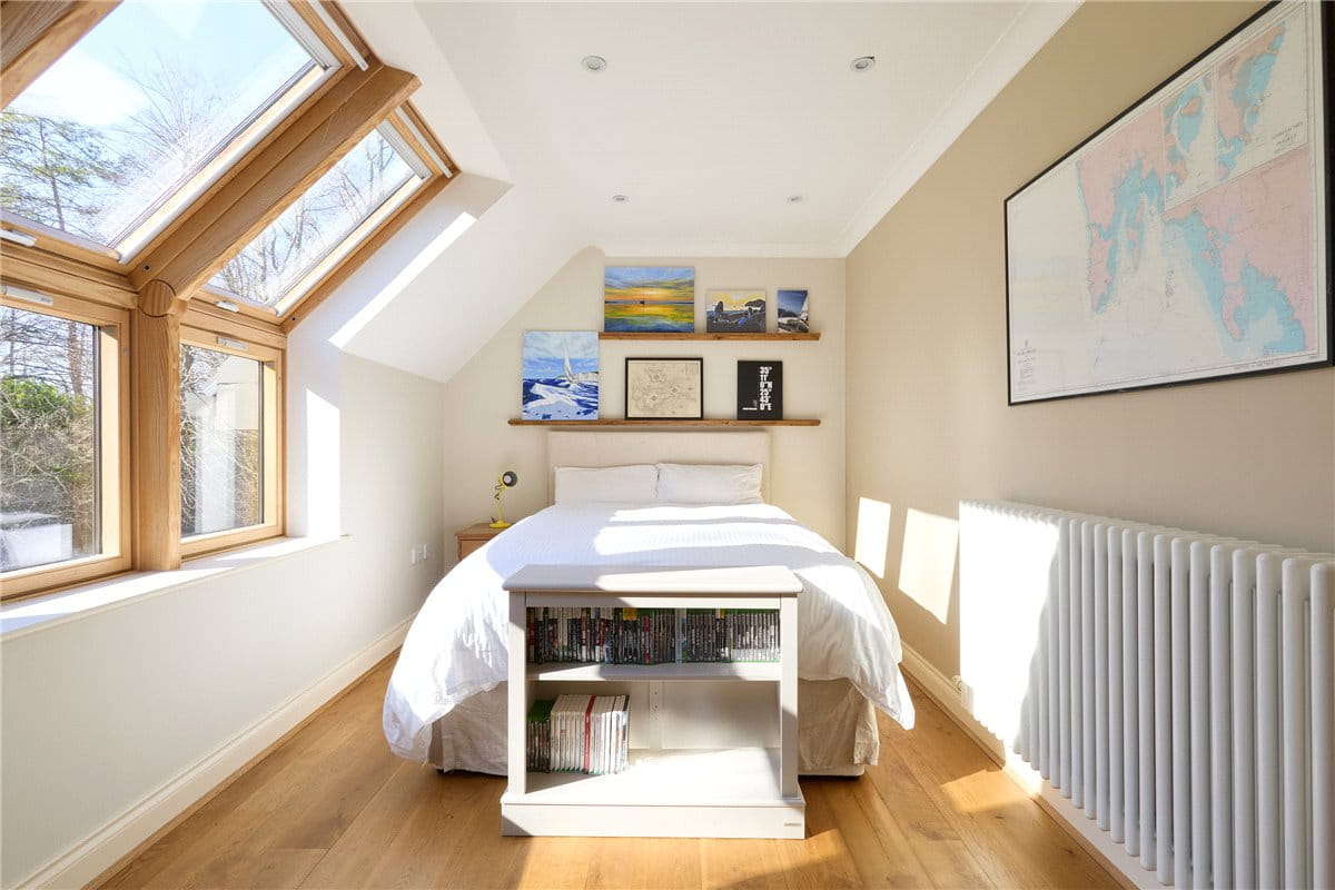 5 bedroom house, Centre Drive, Newmarket CB8 - Sold STC