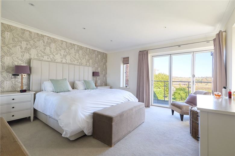 5 bedroom house, Centre Drive, Newmarket CB8 - Sold STC