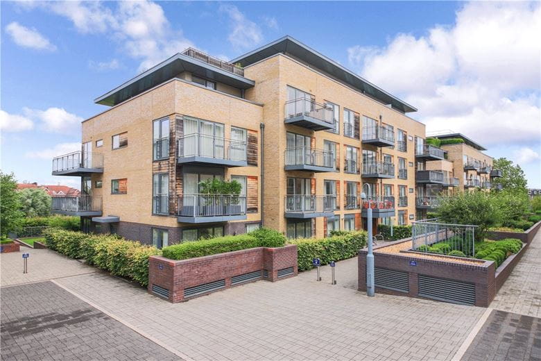 1 bedroom flat, Kingsley Walk, Cambridge CB5 - Sold STC