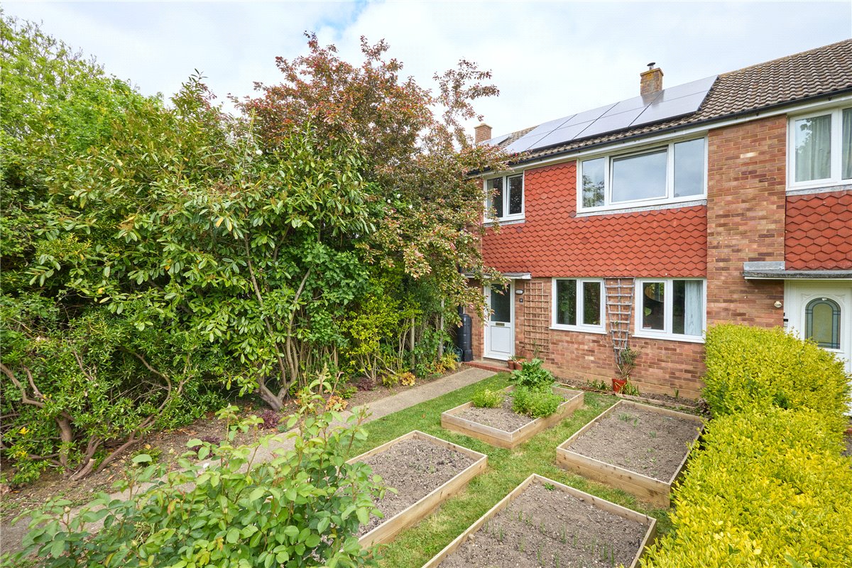 3 bedroom house, St. Thomas Close, Comberton CB23 - Sold