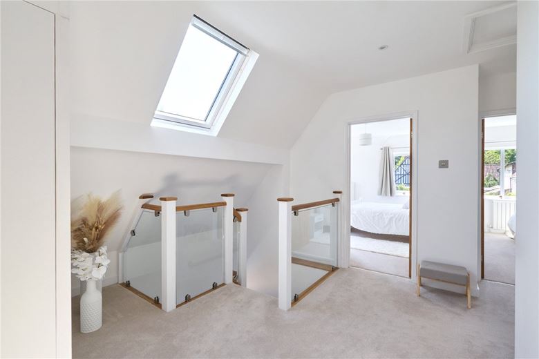 4 bedroom house, Newmarket Road, Kennett CB8 - Sold