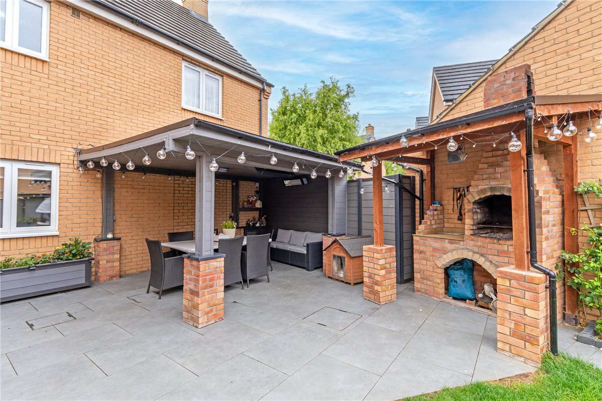 7 bedroom house, Kides Crescent, Longstanton CB24 - Available