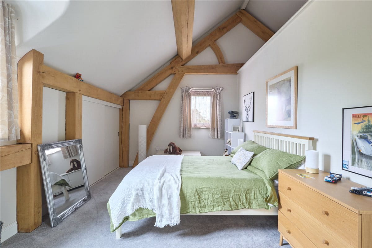 4 bedroom house, Ermine Street, Caxton CB23 - Available