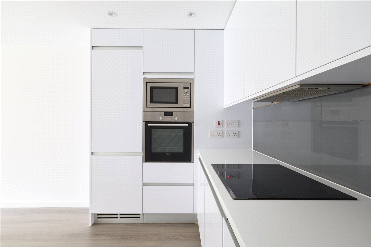 1 bedroom flat, Hills Road, Cambridge CB2 - Available