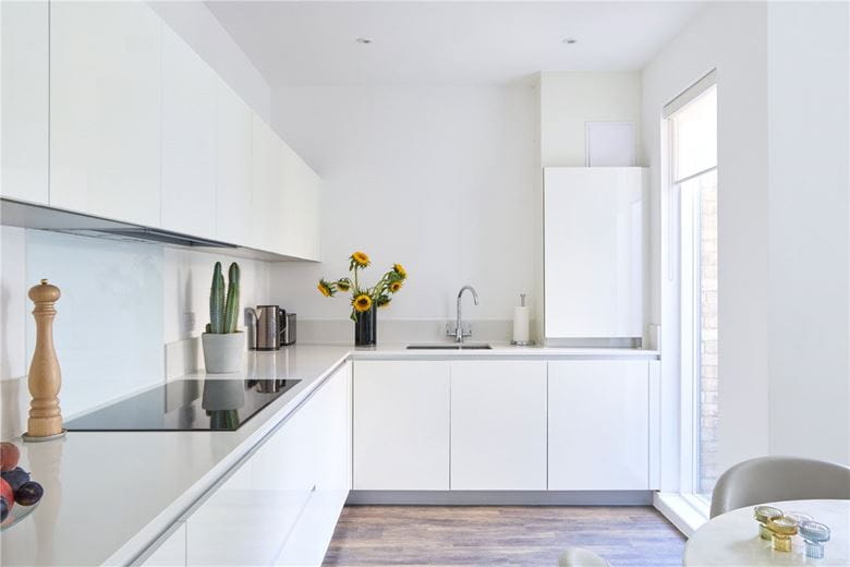 3 bedroom house, Windmill Drive, Trumpington CB2 - Available