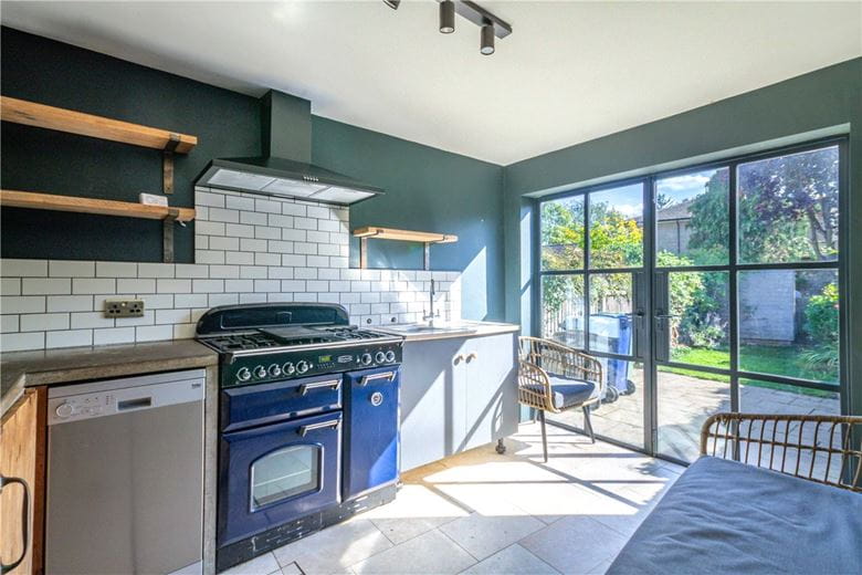 2 bedroom house, High Street, Chesterton CB4 - Available