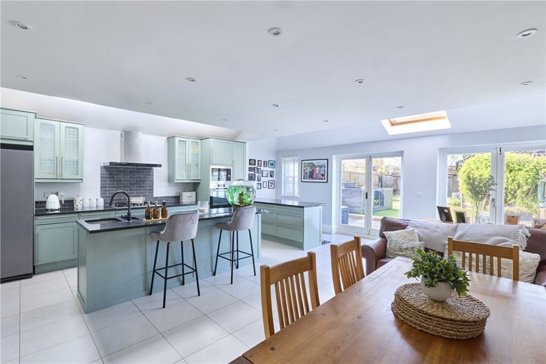 5 bedroom house, Water Lane, Oakington CB24 - Available