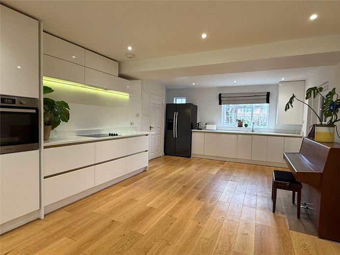 4 bedroom house, Queen Ediths Way, Cambridge CB1 - Available