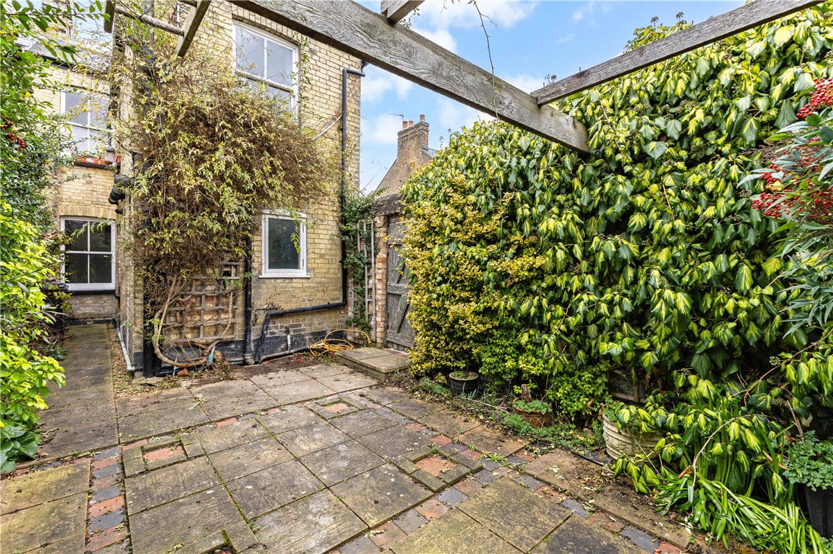 3 bedroom house, Richmond Road, Cambridge CB4 - Available