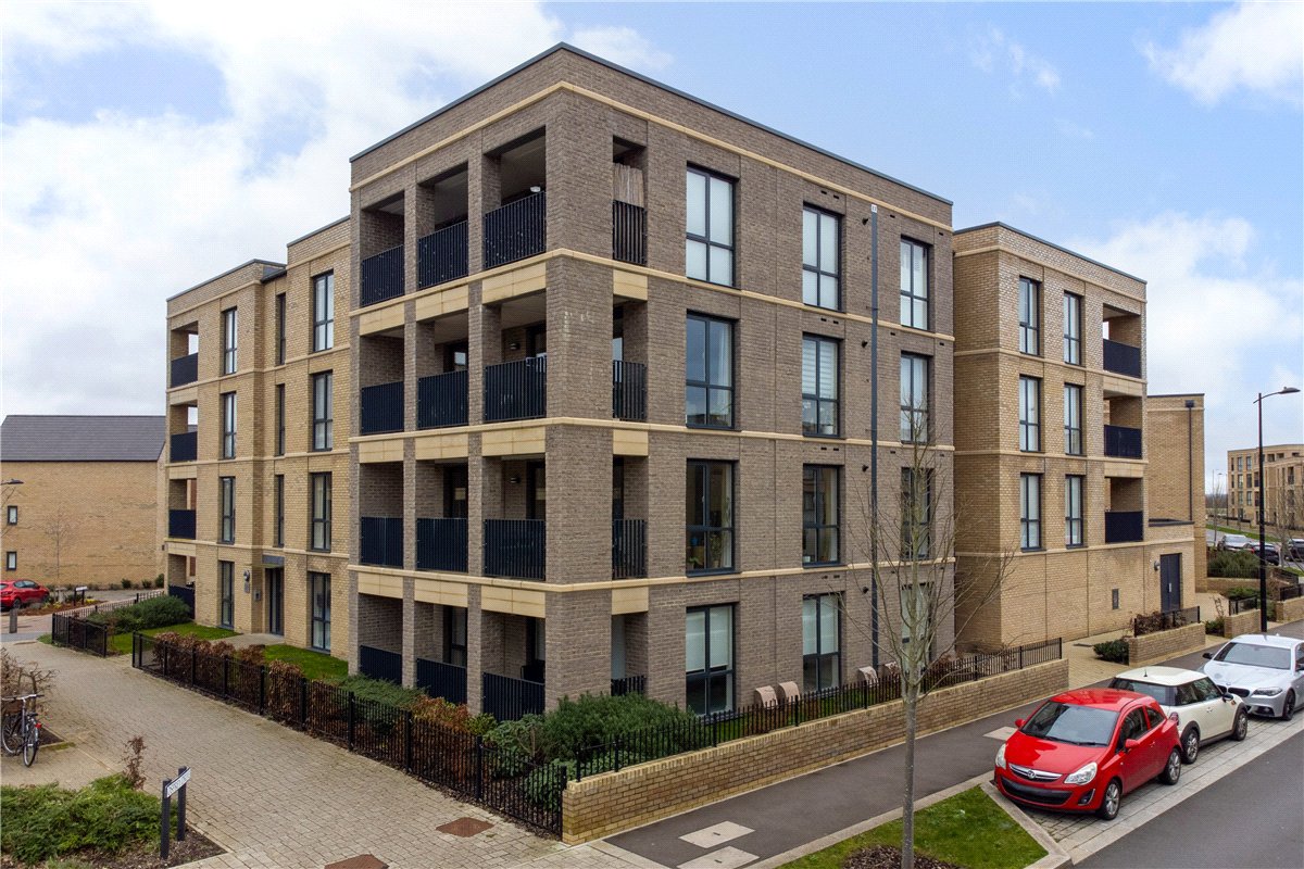 2 bedroom flat, Osprey Drive, Trumpington CB2 - Available