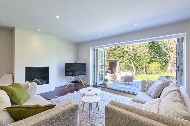 4 bedroom house, Cambridge Road, Oakington CB24 - Available