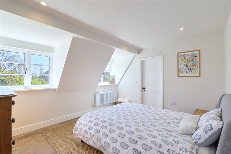 4 bedroom house, Cambridge Road, Oakington CB24 - Available