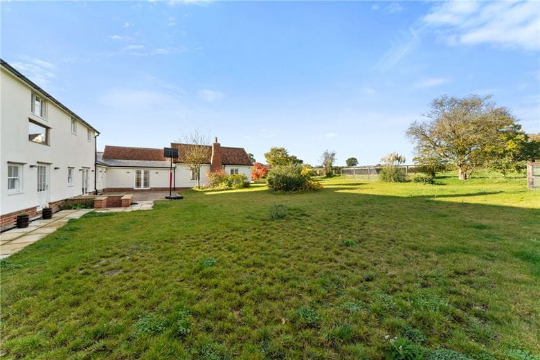 4 bedroom house, Upend, Newmarket CB8 - Available