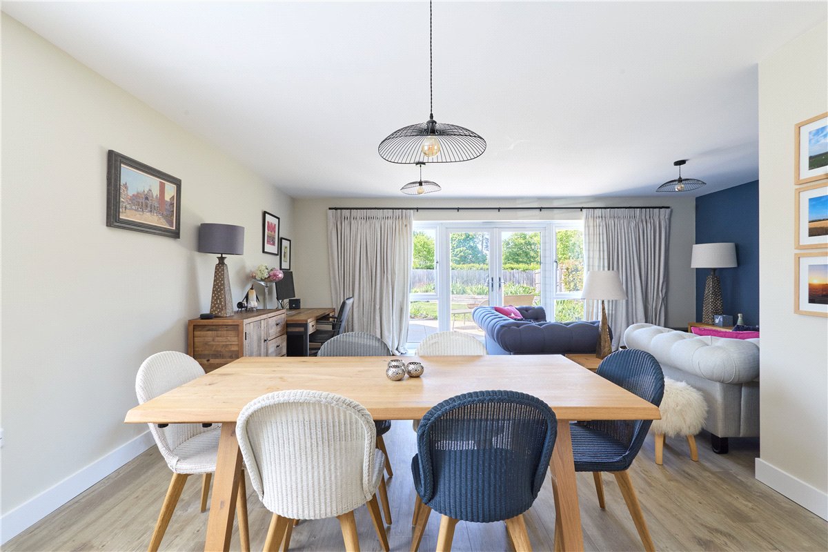 3 bedroom house, Larkfield, Great Abington CB21 - Available