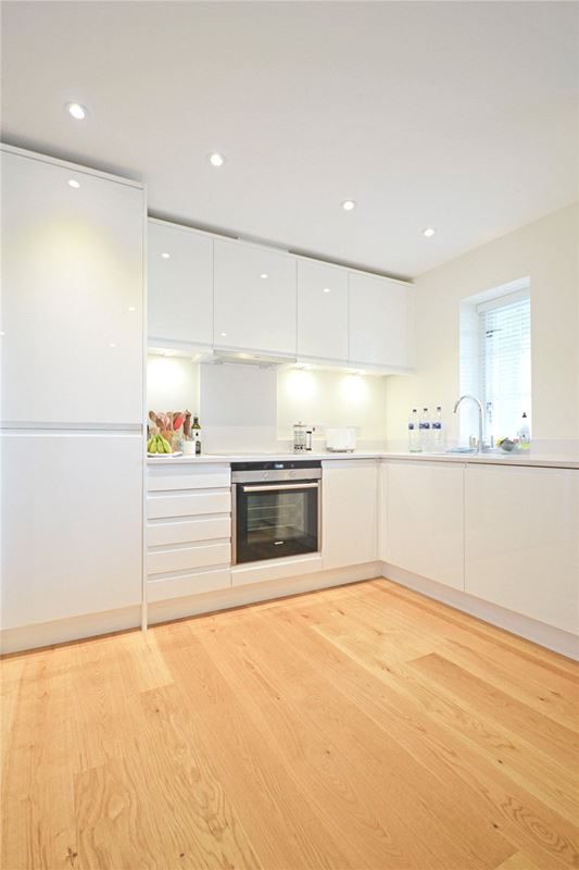 1 bedroom flat, Regent Terrace, Cambridge CB2 - Available